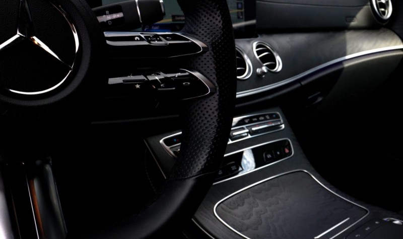 Mercedes E