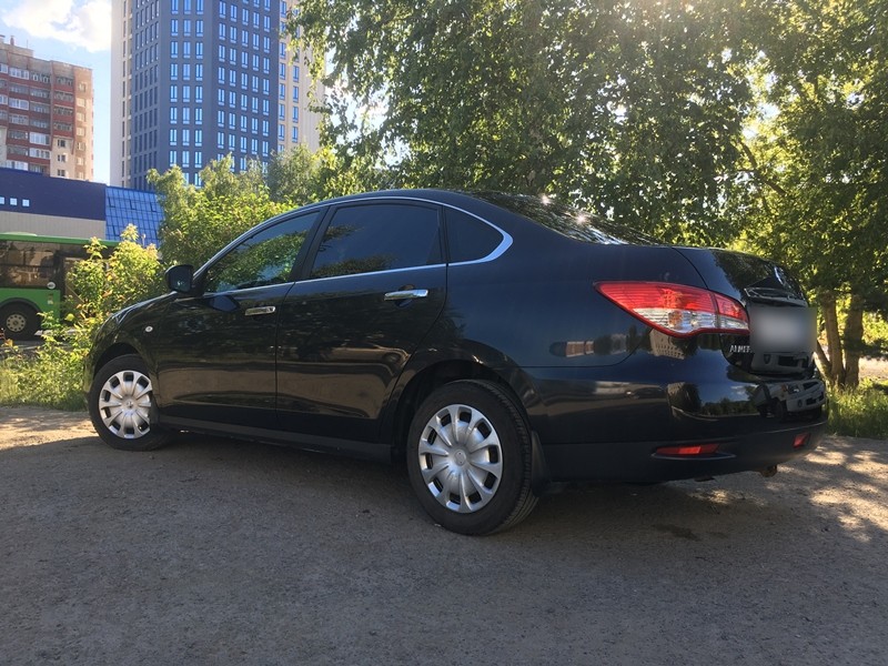 Nissan Almera