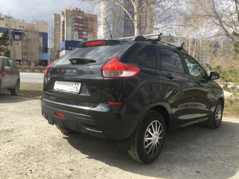 Lada Xray